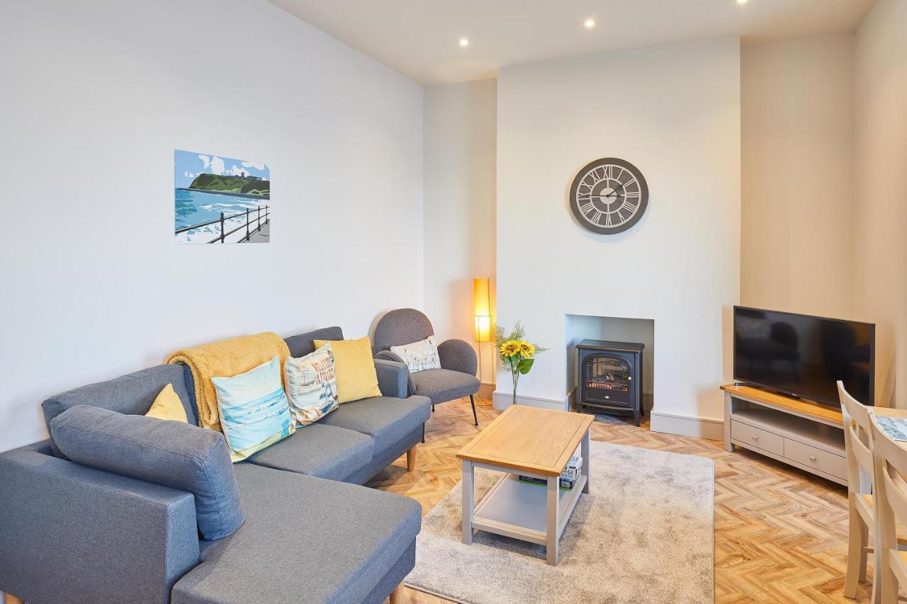 Host & Stay - 2 Maritime Apartments Скарбъро Екстериор снимка